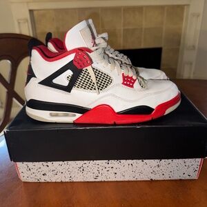 Jordan 4 Retro Fire Red